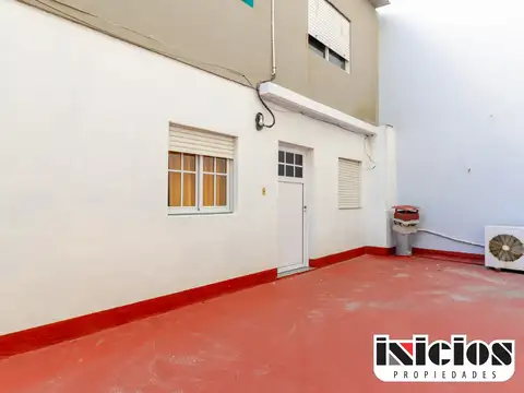 Francisco de las Carreras 100