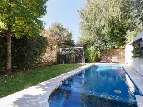 Casa 4 Amb. piscina - parque - Lomas Residencial