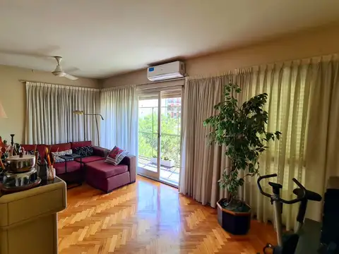 Departamento 4 ambientes con 3 baños