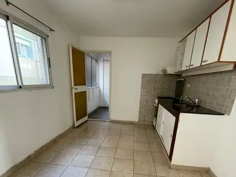 Departamento en Alquiler en Ciudad Evita, $ 600.000