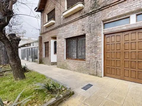 Diaz Velez  al 3100