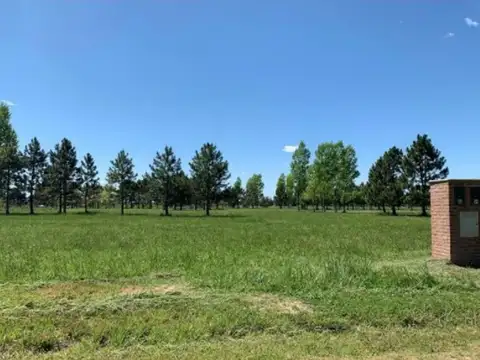 Lote en Club de campo Las Hojas 