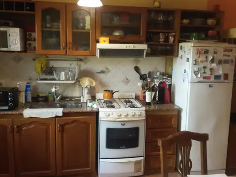 EXCELENTE DUPLEX EN VENTA - MUY BUENA ZONA DE SAN MIGUEL