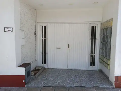 20 2551 , Piso 1