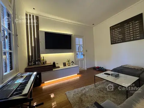 Moderna Casa Inteligente Reciclada A Nuevo a 2/C de la Av. Maipú.