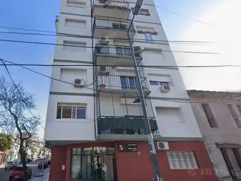 Departamento de 2 ambientes en Parque Avellaneda.