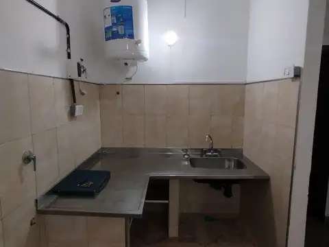Depto tipo casa interno de 2 ambientes con patio - Sin expensas