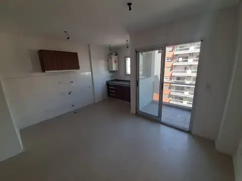 Hermoso Departamento 2 ambientes en alquiler en Quilmes