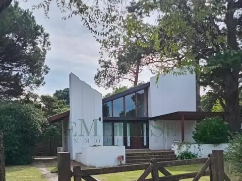 Casa en Alquiler Temporal en Pinamar, USD 3.700