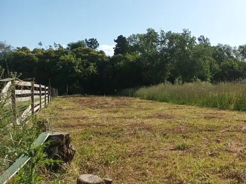 Lote Venta en Loma Verde de 796m2, Escriturable!