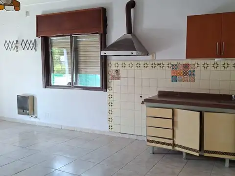 Casa en Alquiler en San Cayetano - Luján, $ 600.000