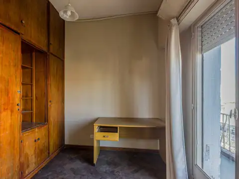 Departamento 4 ambientes con balcón en el centro de Morón