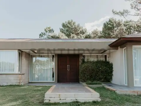 Casa 6 ambientes en Alamos, Pinamar