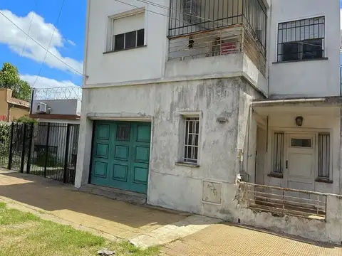 Intendente Cayo Eliseo Goria 1700