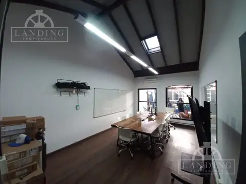 Oficina en Venta con 4 cocheras