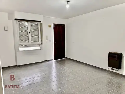 Calle 1 e/ 33 y 34 100