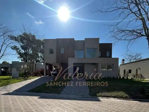 Fincas De Hudson