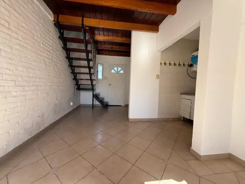 SE ALQUILA DEPARTAMENTO INTERNO DE UN DORMITORIO