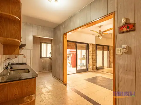 Depto Tipo Casa en Venta en Villa Sarmiento, USD 68.000