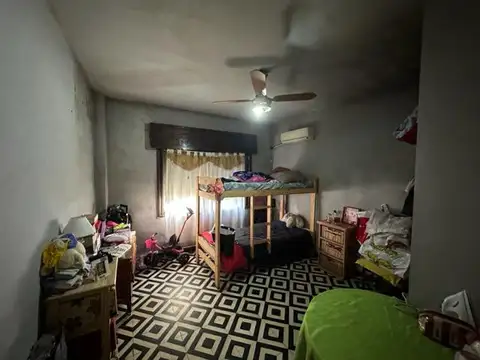 Casa en Venta en Isidro Casanova, USD 80.000