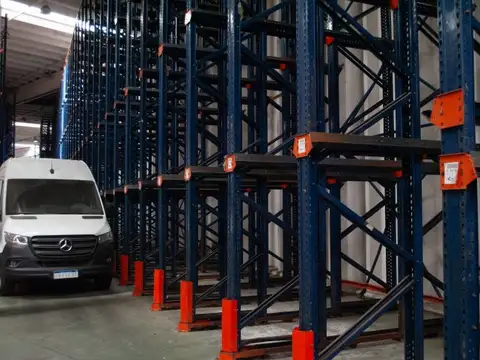 Nave Logística  AAA 7380 m² – Juan Pablo II 1850 BIS