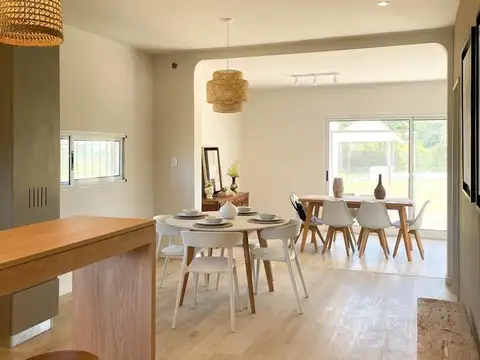 Casa en venta de 2 dormitorios con Pileta, Funes Town, Funes