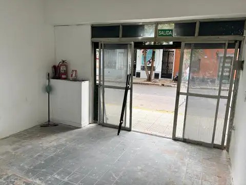 LOCAL COMERCIAL EXCELENTE UBICACION