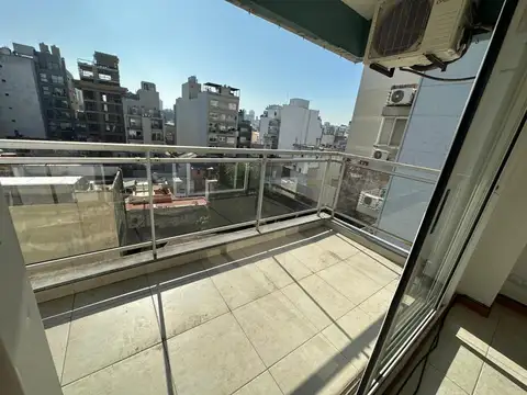 Av. Cordoba 3700, Piso 6