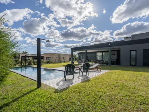 Haras Santa María Escobar, Loma Verde , Piso 0