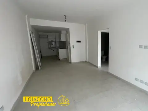 Depto a estrenar 2amb c/bcón - Av. Riestra 6200 - Loiacono Propiedades