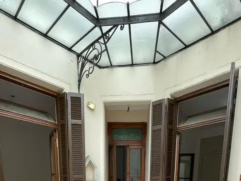 Avenida Directorio 100