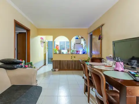 Depto Tipo Casa en Venta de 3 ambientes