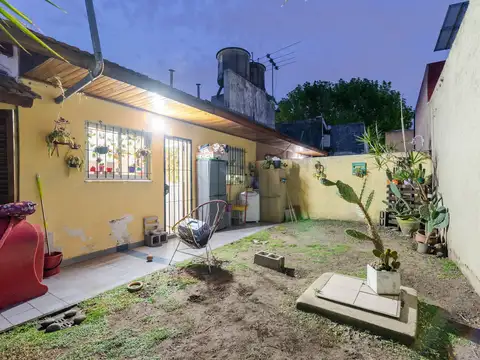 Depto Tipo Casa 3 ambientes con 1 baño