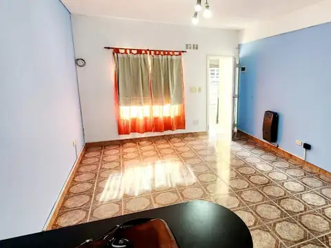 Departamento en Alquiler en Villa Luzuriaga, $ 490.000