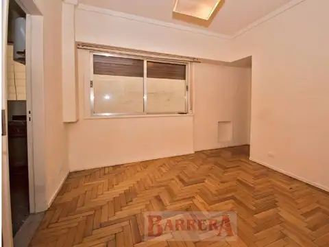 Av Cramer 1700, Piso 4