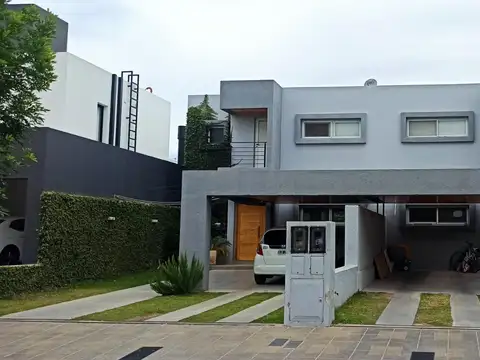 Dúplex Alto de Manantiales - 3 Dorm.- 3 Baños 