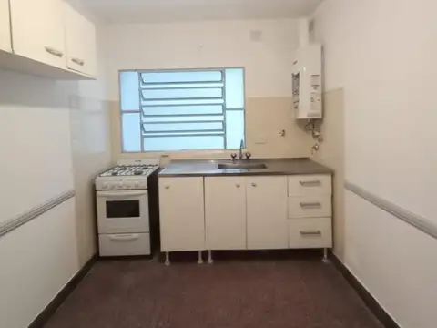 Rioja 1700 , Piso PB