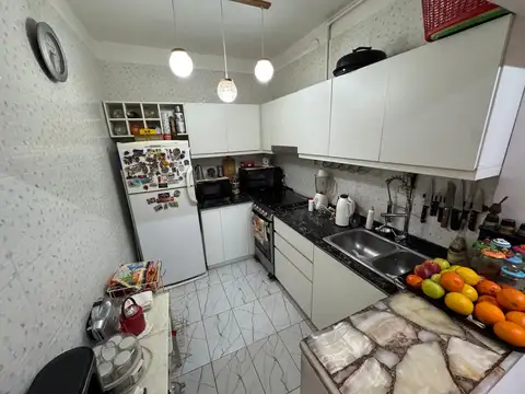 Depto Tipo Casa 5 ambientes con 2 baños