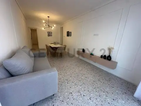 Venta departamento 3 ambientes c/ balcon. Zona Plaza Colon