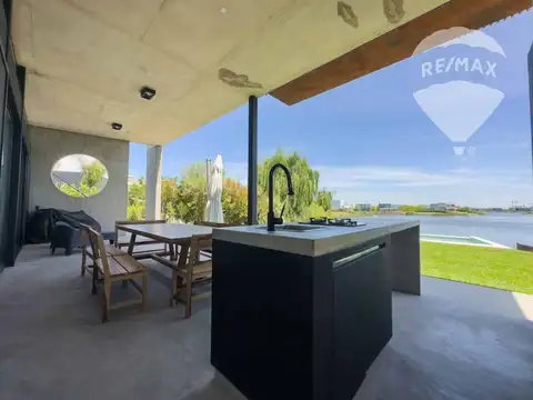 Casa en Alquiler en Puertos, USD 3.500