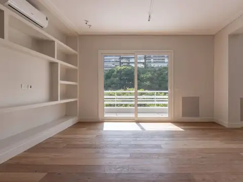 Avenida Del Libertador 2200, Piso 4