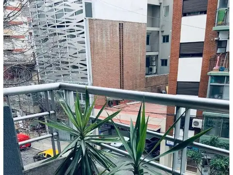 Alquilo Temporario en Palermo, Departamento Monoambiente Dividido. 2 PAX. Con Amenities.