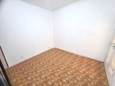 Depto Tipo Casa en Alquiler con 2 cocheras