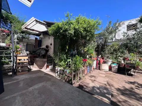 Depto Tipo Casa 4 ambientes con 2 baños