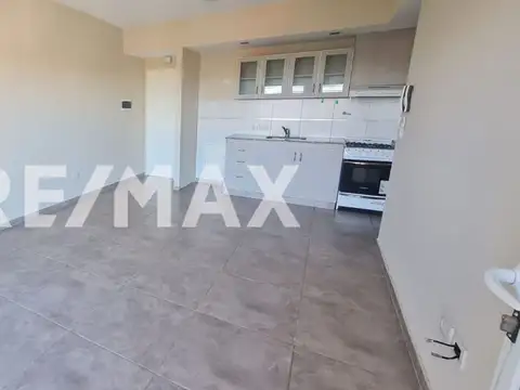 Departamento en Alquiler en Cipolletti, $ 1.200.000
