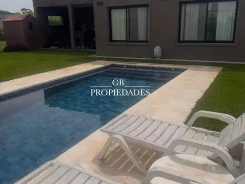 VENTA, Casa, 4 AMBIENTES,  en San Ramón, Pilar del Este