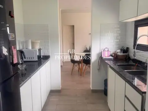 VENTA, Casa, 4 AMBIENTES,  en San Ramón, Pilar del Este