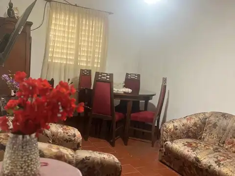 VENTA DEPARTAMENTO 3 AMBIENTES FLORES CABA