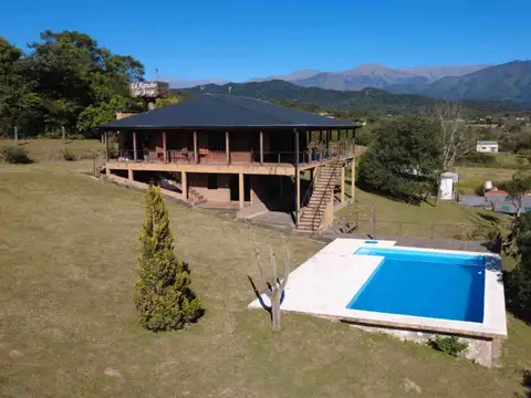 Venta de casa en san pedro de colalao - inversion