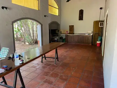 Casa en Alquiler en Paso de la Patria, $ 500.000